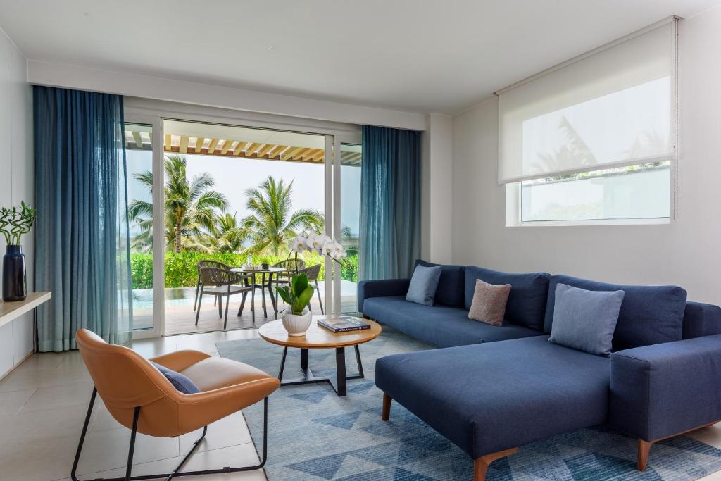 3 Bedrooms Villa, Private Pool, Ocean View - 2 Kings & 1 Twin