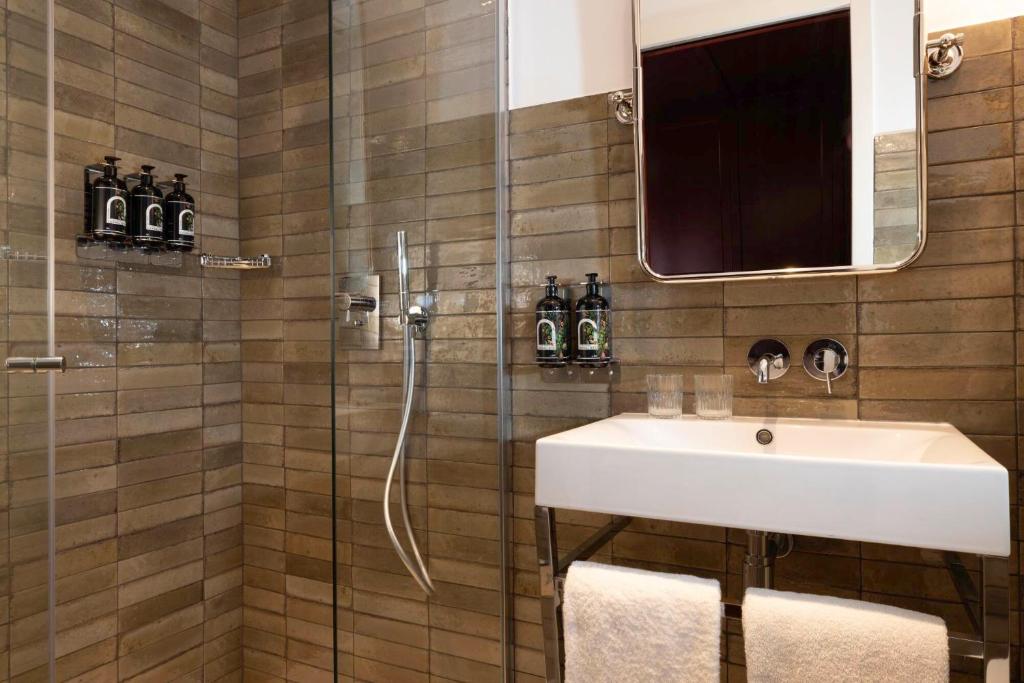 Hôtel Ginette à la Folie & Spa - Resim 23