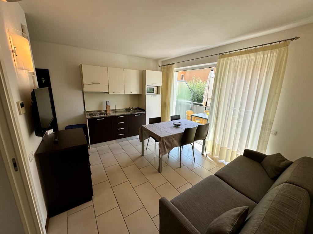 Kuchyň nebo kuchyňský kout v ubytování Casa Piccola FeWo