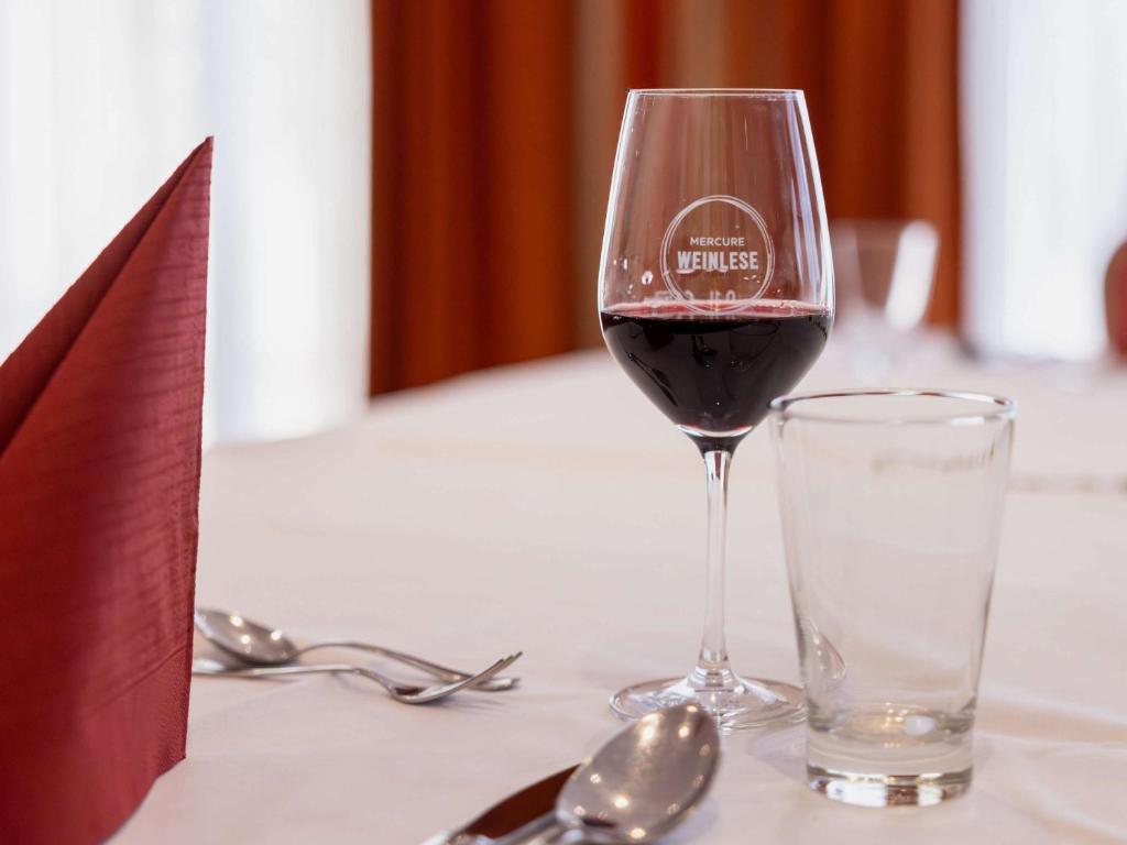 Nápoje v ubytování Mercure Hotel Plaza Magdeburg