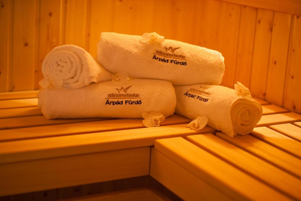 Fotografie z fotogalerie ubytování Belvaros Resort Apartman & Spa v destinaci Székesfehérvár
