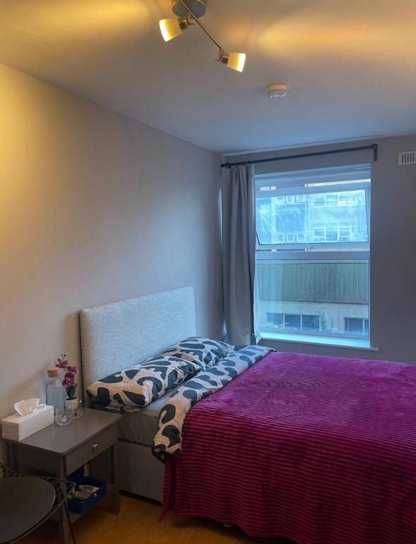 Postel nebo postele na pokoji v ubytování Double Room inCityCenter-15min walk to TempleBar