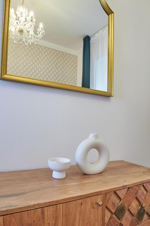 National Theatre Elegance Residence - 17