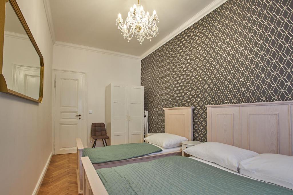 National Theatre Elegance Residence - 13