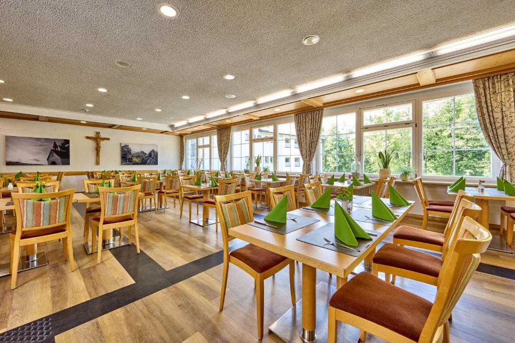 Posezení v ubytování AURA-HOTEL Saulgrub