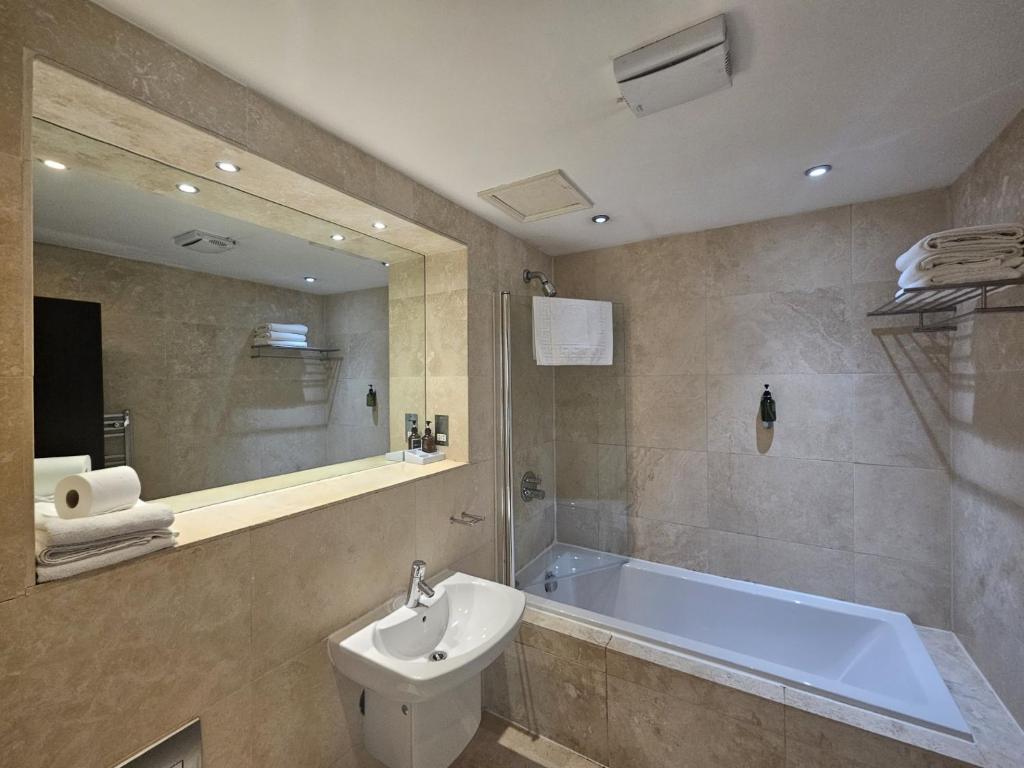 Print Works Hotel - Twin Room