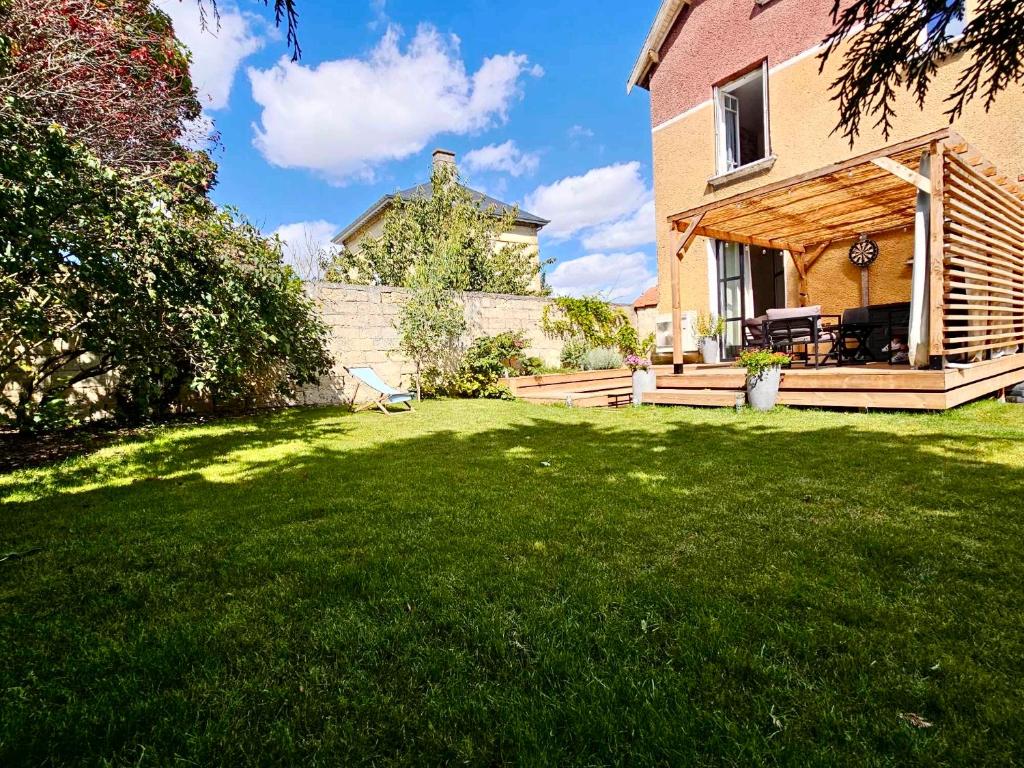 Grande maison de charme avec jardin