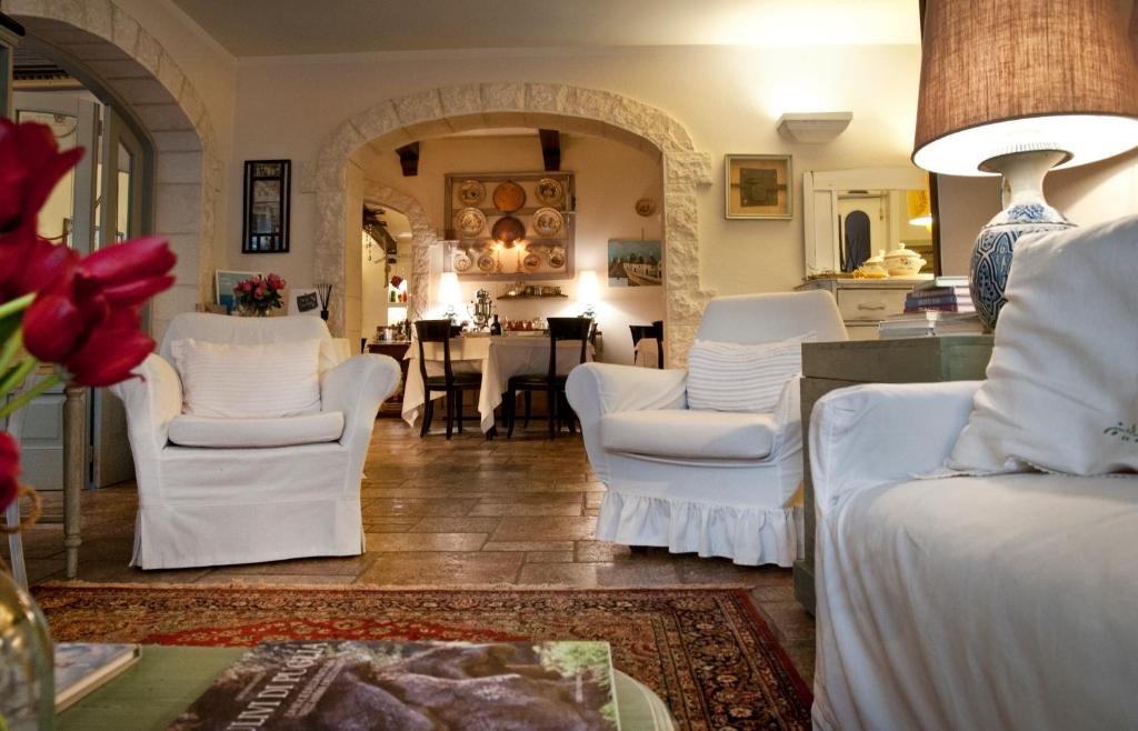 Posezení v ubytování Masseria Salinola