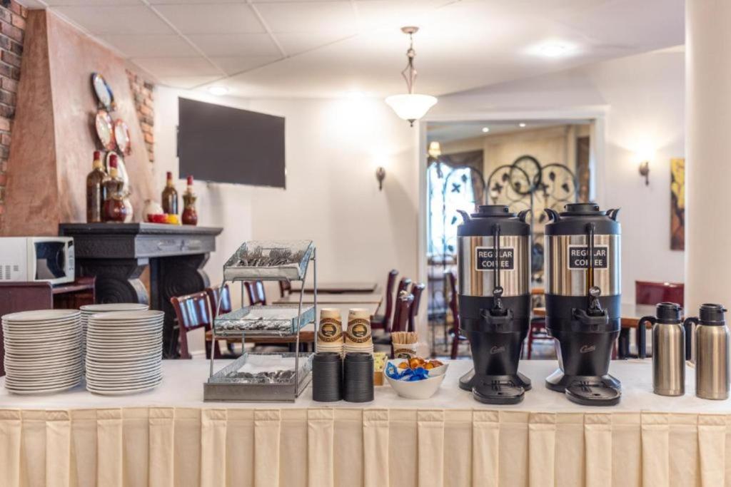 Atrium Hotel Vancouver - Resim 8