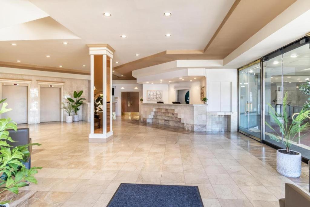 Vstupní hala nebo recepce v ubytování Atrium Hotel Vancouver