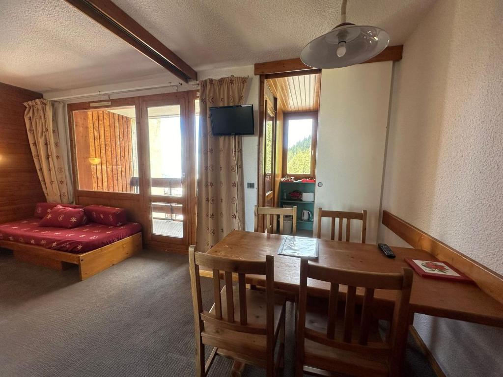Studio divisible fonctionnel Accès direct aux pistes Vue vallée