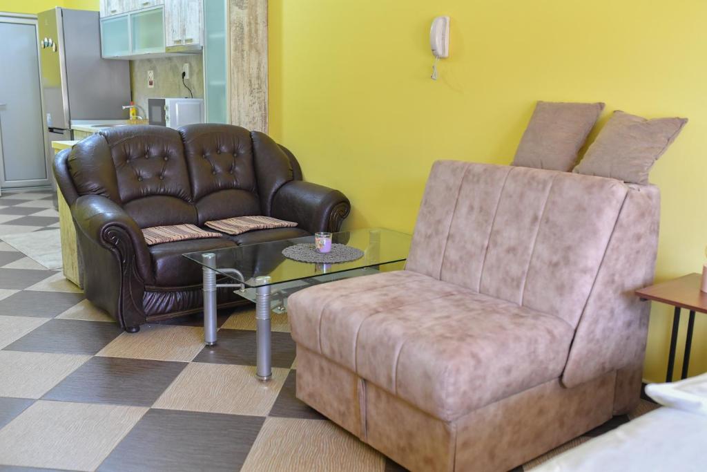 Istumisnurk majutusasutuses Studio Apartman Ad fines