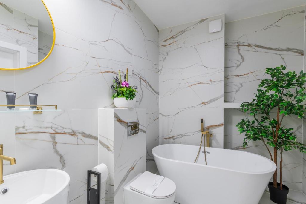 Kúpeľňa v ubytovaní Hotel Lantier Wellness & Spa