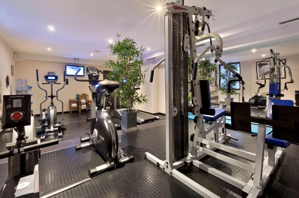 Fitness centrum a/nebo fitness zařízení v ubytování Flemings Hotel München-City