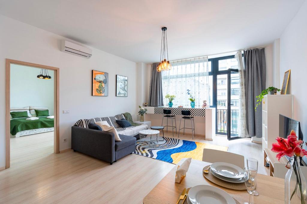 Designer Family home by Buda Castle district with amazing Matthias Church view 1024 Budapest, Margit Korut 43-45 kép - 1