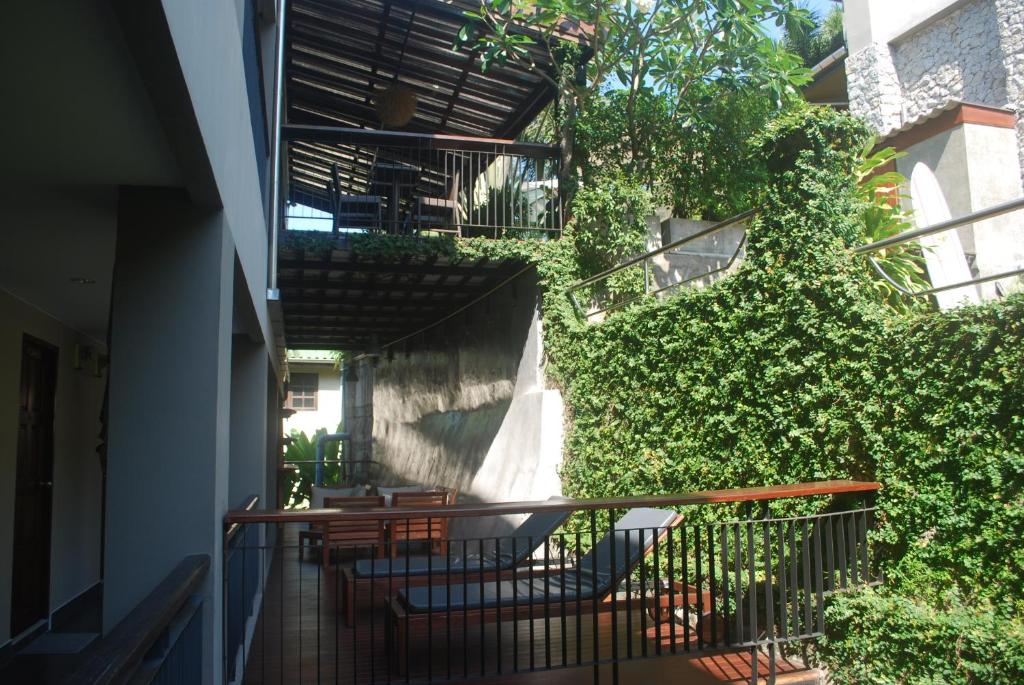 Baan Andaman Sea Surf - 11