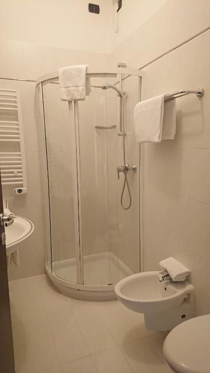 Kopalnica v nastanitvi Hotel Gasparina
