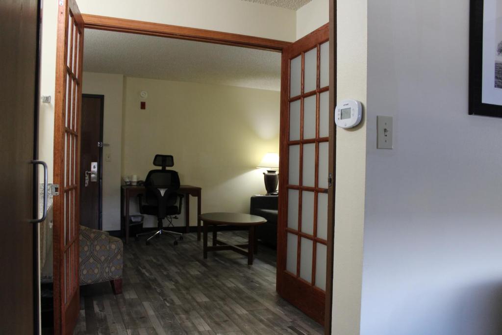 AmericInn by Wyndham Windsor Ft. Collins photo