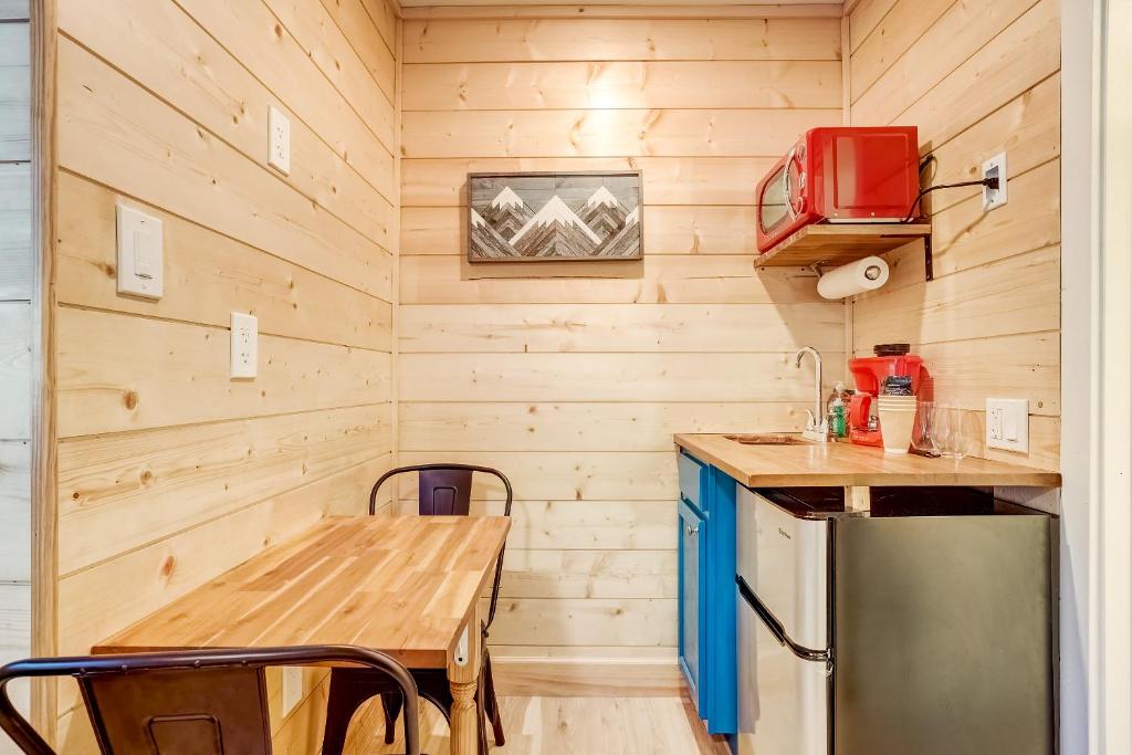 Kuchyň nebo kuchyňský kout v ubytování Tahoe Mountain Inn