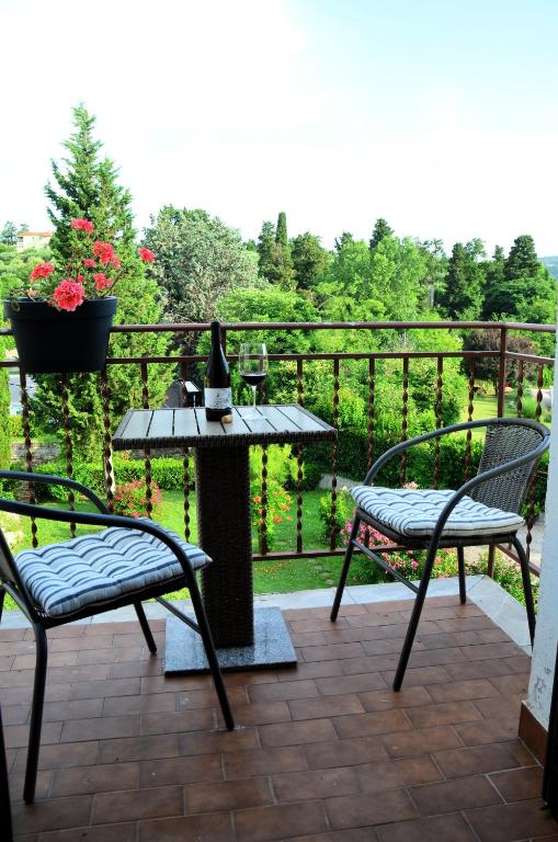 Balkón nebo terasa v ubytování Sherlock's Holidays boutique rooms
