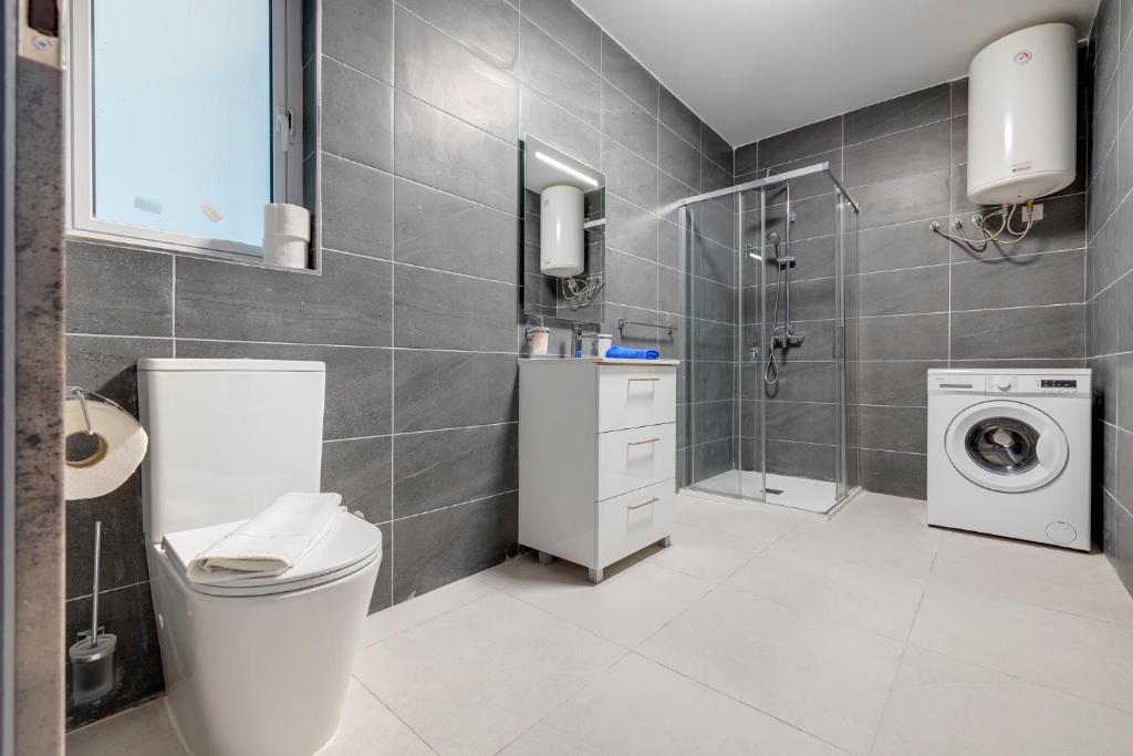 Wave Crest Holiday Apartments by Buena Vista - 18