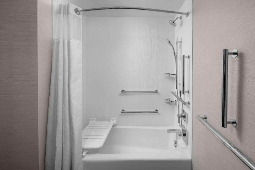 Courtyard by Marriott Pittsburgh University Center - 