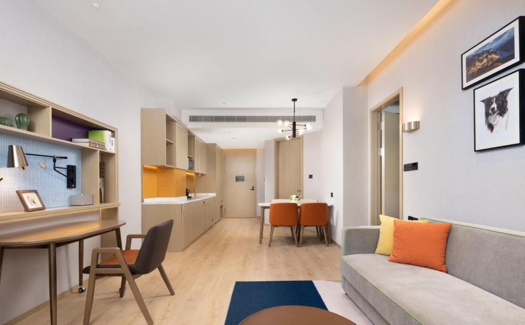 Posezení v ubytování Home2 by Hilton Chongqing Wushan