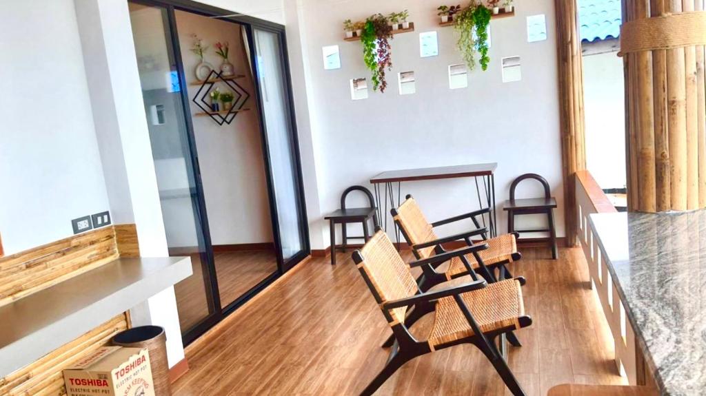 Fotografie z fotogalerie ubytování บ้านมัจฉา v destinaci Ko Larn