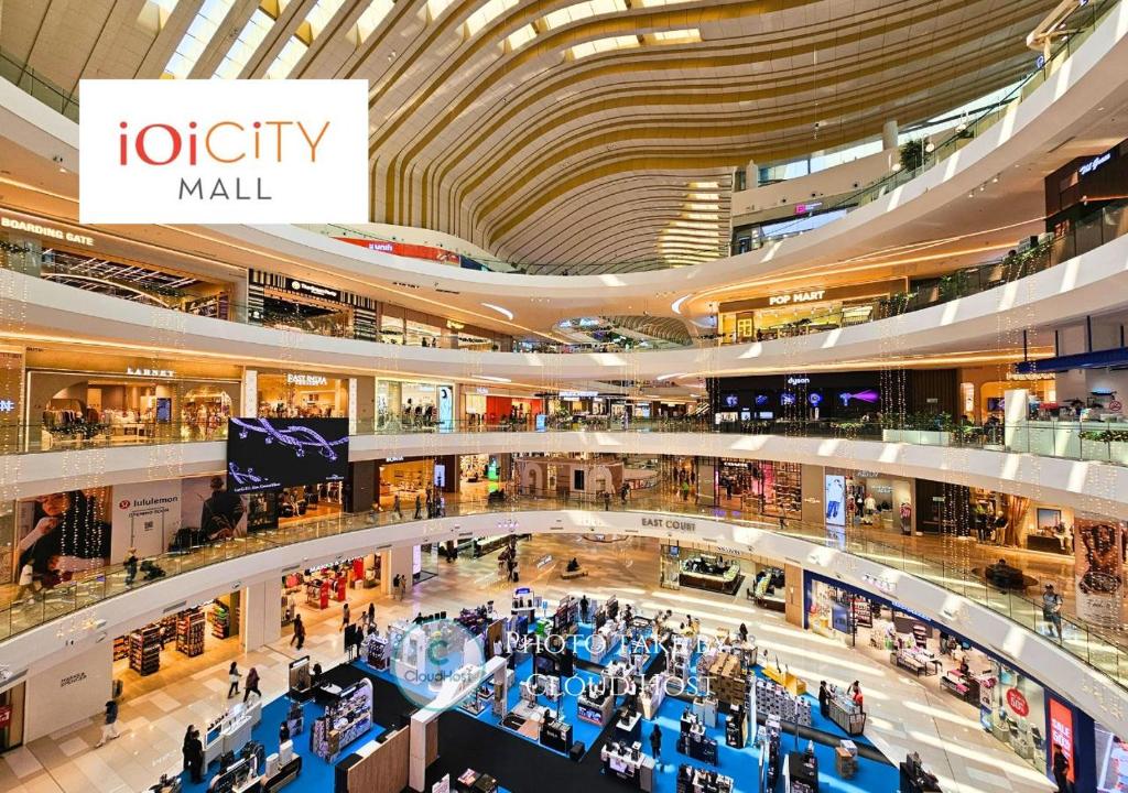 Hosté ubytování Conezion Near IOI City Mall, MAEPS Serdang, Putrajaya by Cloud Host