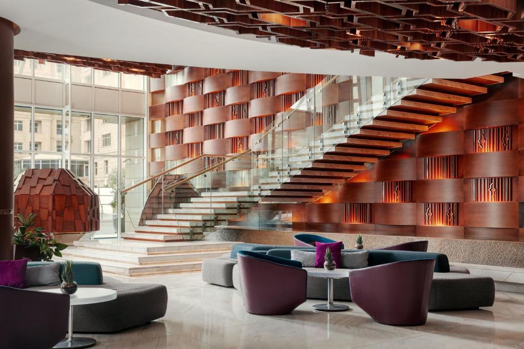Posezení v ubytování JW Marriott Absheron Baku Hotel