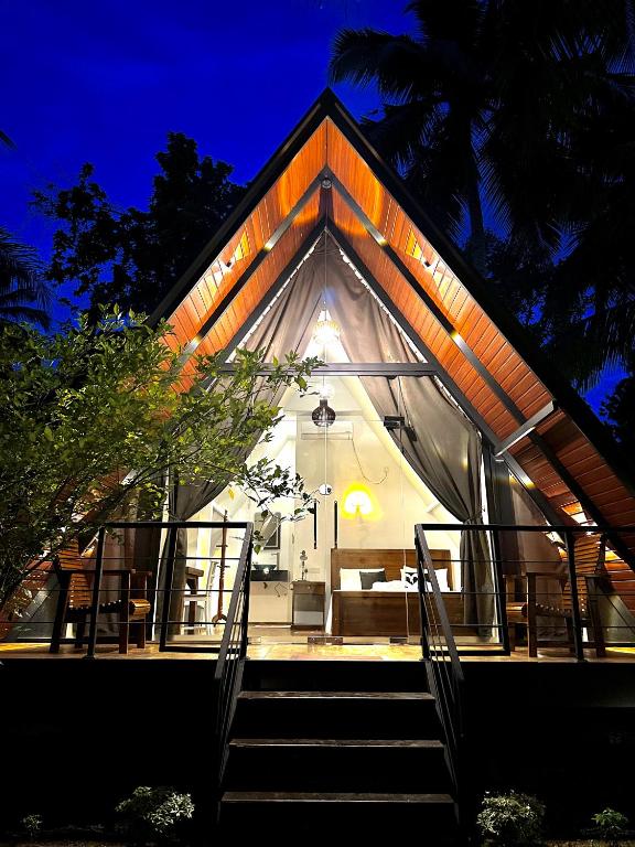 Rustic Cottages Udawalawe - 1