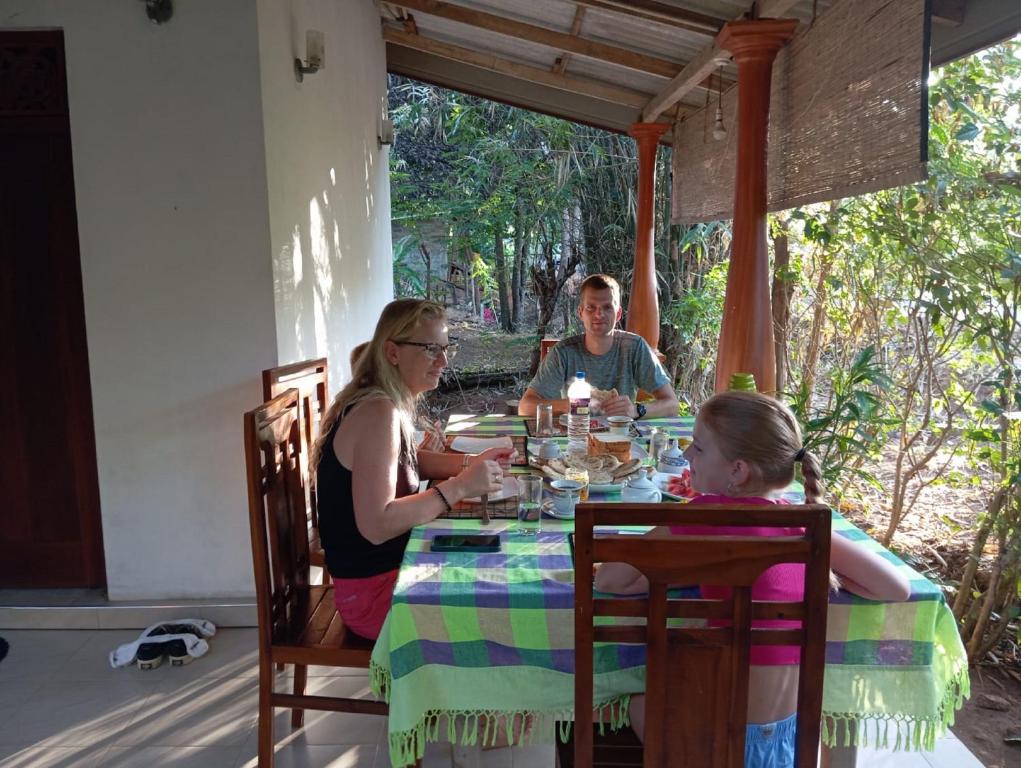 Hosté ubytování Keerthi Homestay