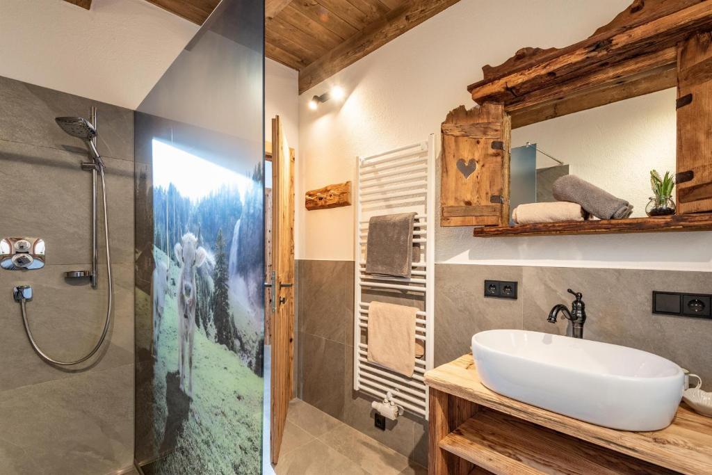 Vannituba majutusasutuses Almchalet Weberhof