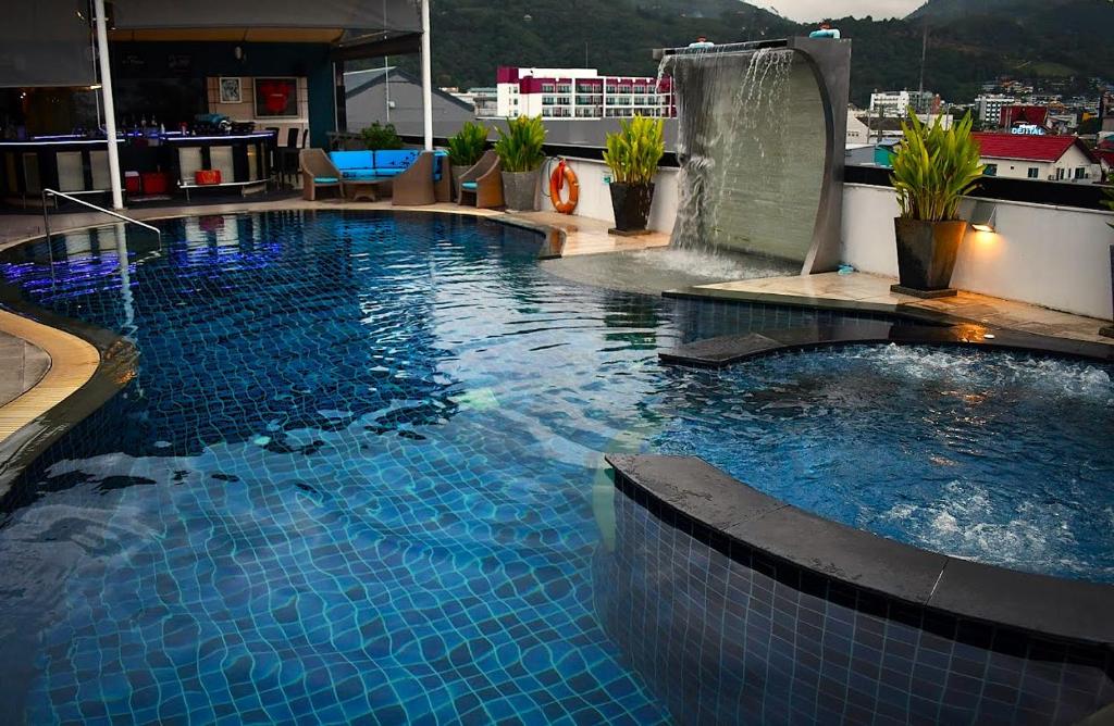 تصویر اتاق‌های Absolute Bangla Suites - Jacuzzi Studio Condo - تصویر ۲