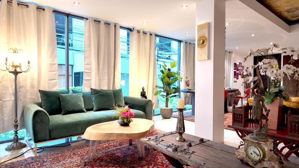 Syama Mansion Phromphong - Resim 14