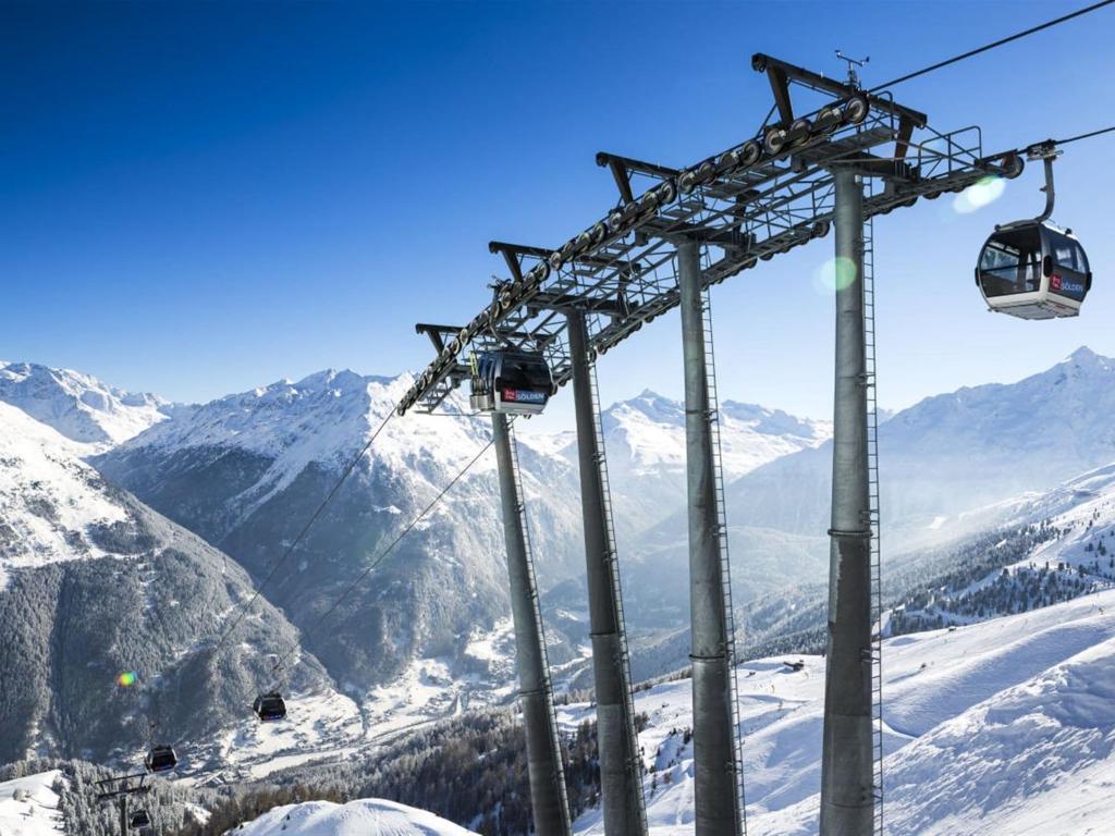 Apartment in Ötztal near Ski Slopes v zimě