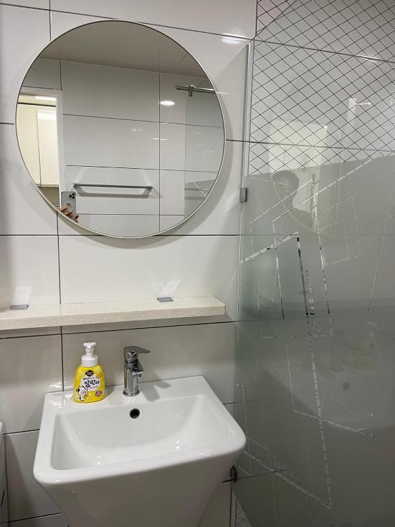 Bagno di Hongdae Residence 3 - 1min from Hongik Uni station Exit #1