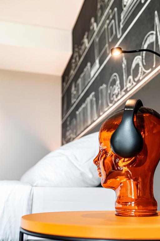 LOGINN Hotel Köln Airport - Resim 36