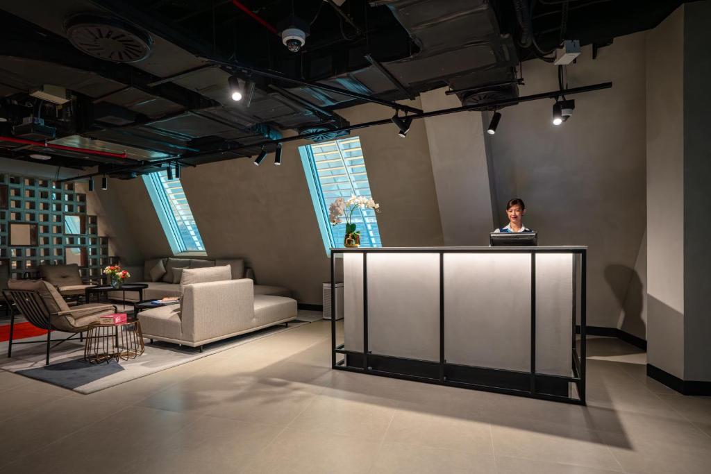 AUHotel -Zayed International Airport-Located in Transit Area -Onwards Boarding Pass Required - Resim 39