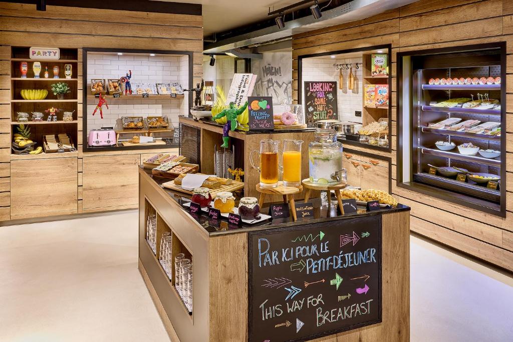 Moxy Luxembourg Airport - Resim 14