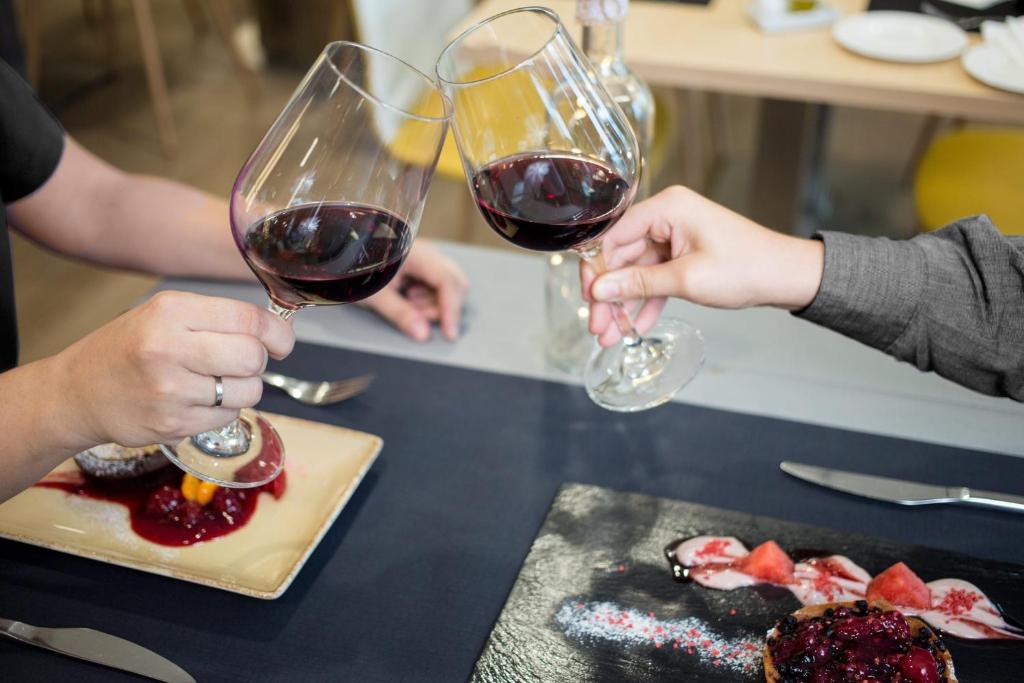 Hotel Crowne Plaza Madrid Airport - Resim 44