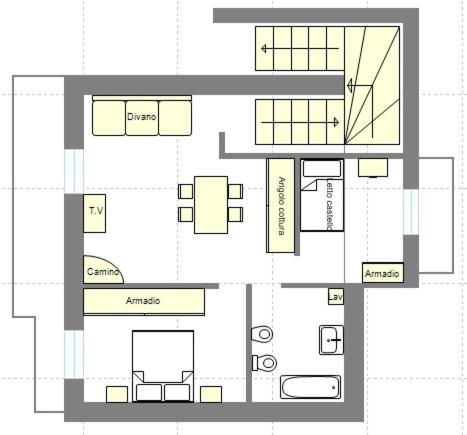 a floor plan of a building at Vacanze Valmalenco in Chiesa in Valmalenco