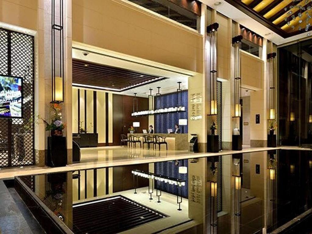 TV a/nebo společenská místnost v ubytování Hongzhushan Hotel Mount Emei