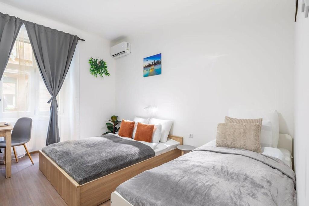 Central NEW Studio - Simple Stay 1081 Budapest, Rákóczi út 61 kép - 1
