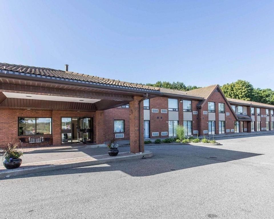 Gallery image of Comfort Inn in Midland