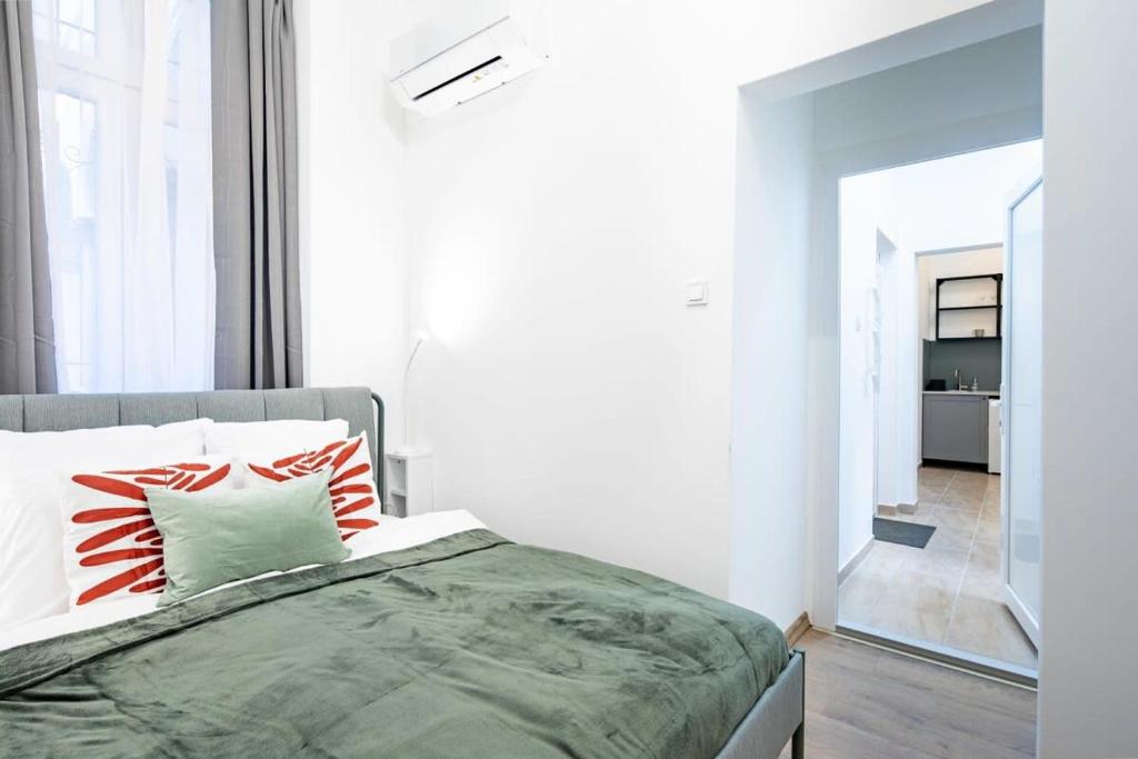 Central - NEW - Comfy AC Studio 1088 Budapest, Szentkirályi utca 1b kép - 1