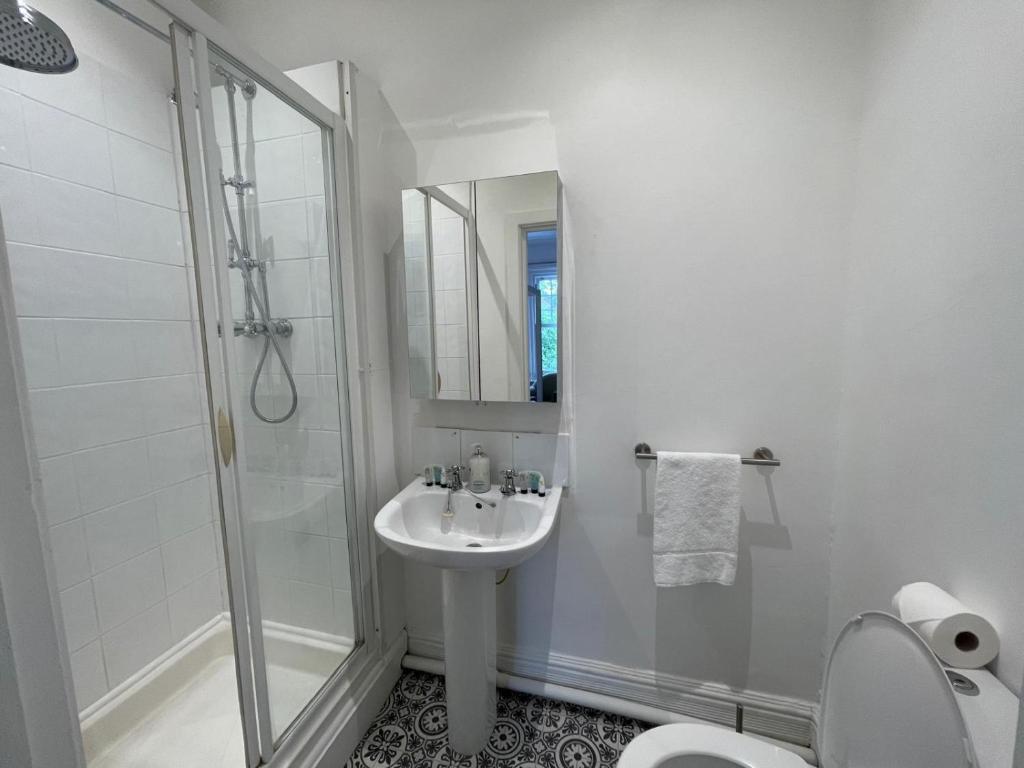 Central Hotel - Resim 15