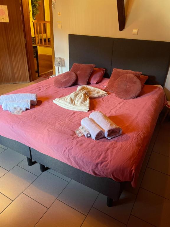 Postel nebo postele na pokoji v ubytování B&B Forêt d'Animaux