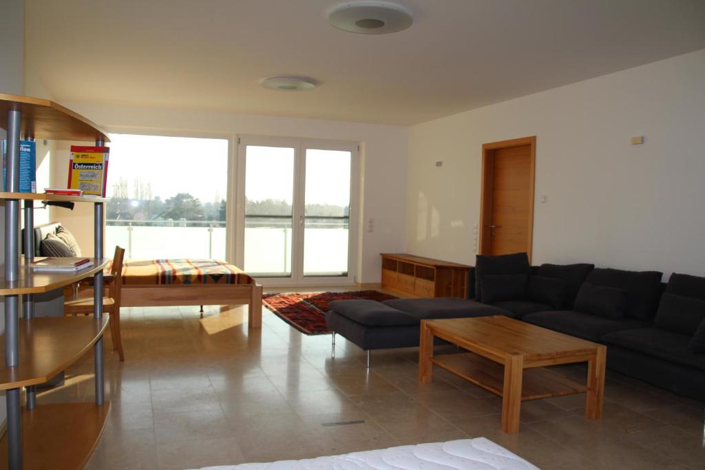 Posedenie v ubytovaní Danube Apartment with City View