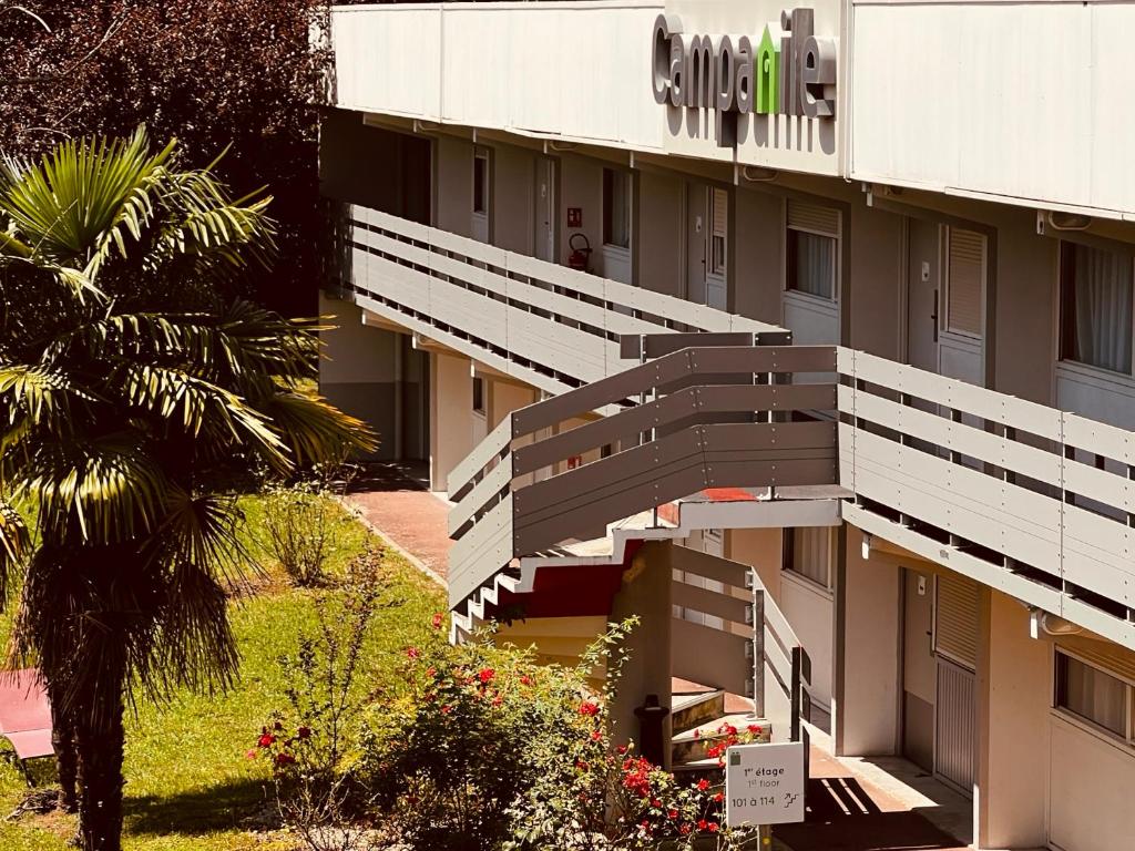 Balkón nebo terasa v ubytování Campanile Lyon Nord - Ecully